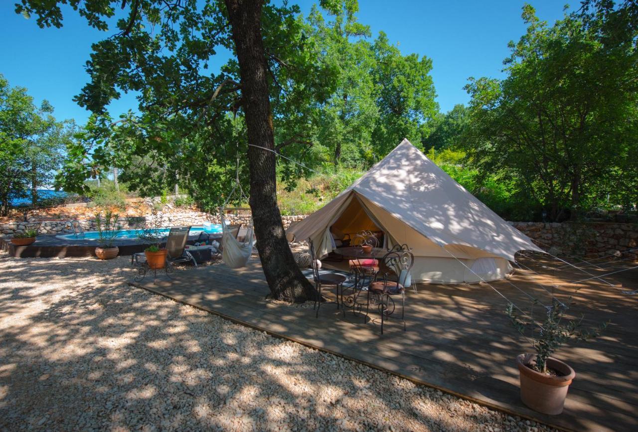 Rock Oak Glamping 3 Hotel อิโมตสกี ภายนอก รูปภาพ